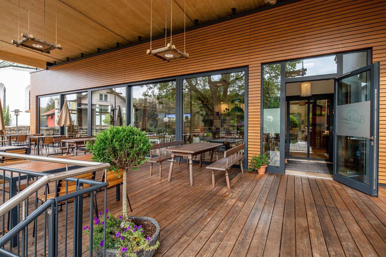 Landgasthof Moser & Restaurant Bootshaus Windorf  エクステリア 写真
