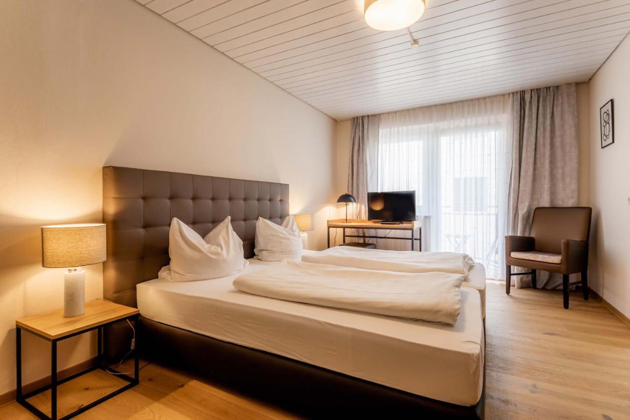 Landgasthof Moser & Restaurant Bootshaus Windorf  エクステリア 写真