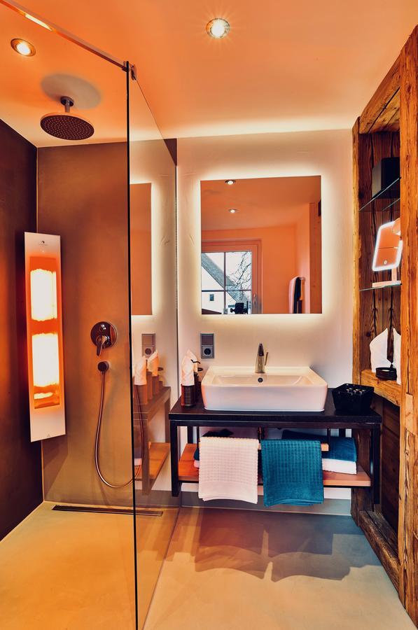 Landgasthof Moser & Restaurant Bootshaus Windorf  エクステリア 写真